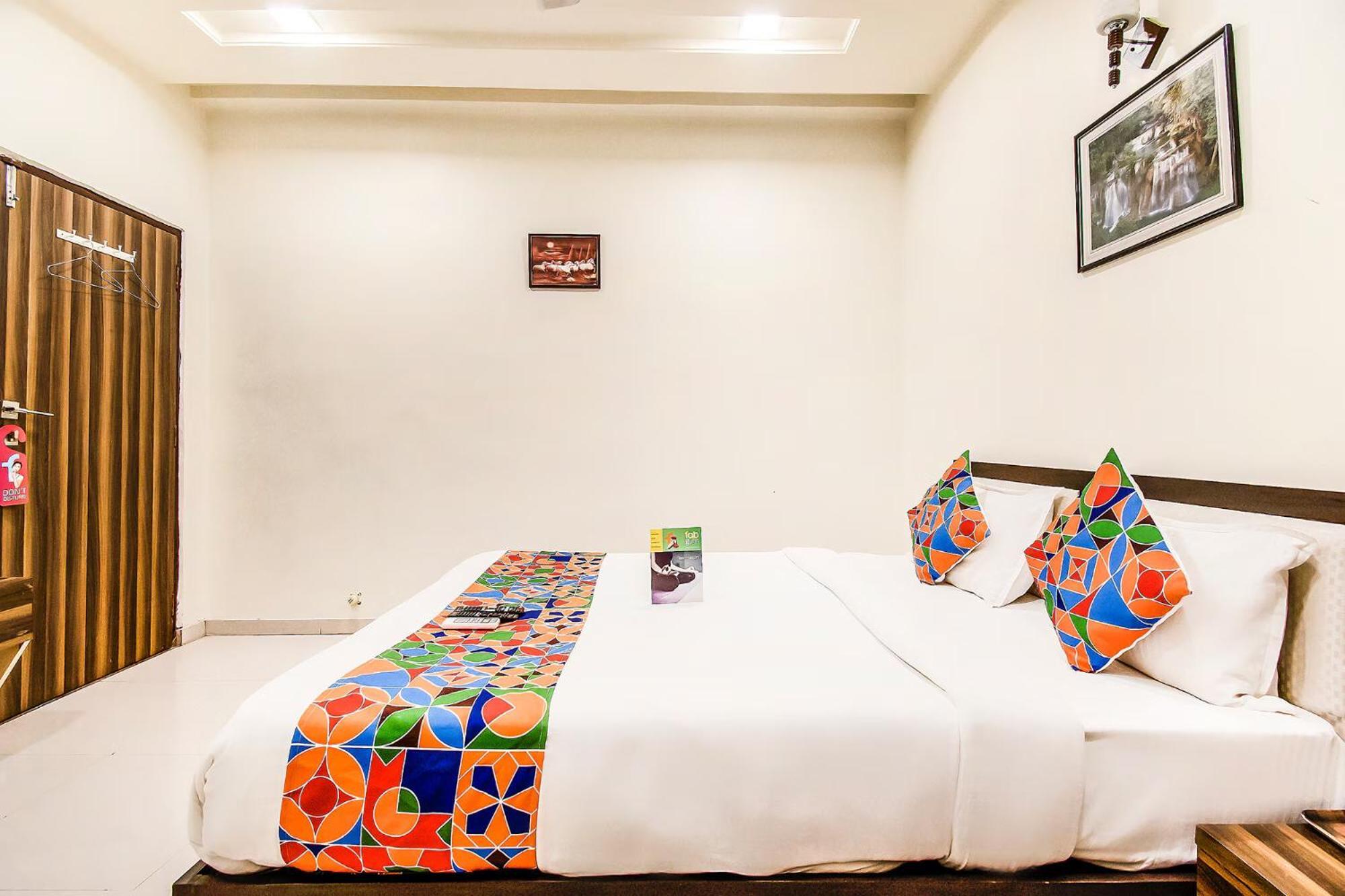 Fabhotel Maher Inn Ahmedabad Esterno foto