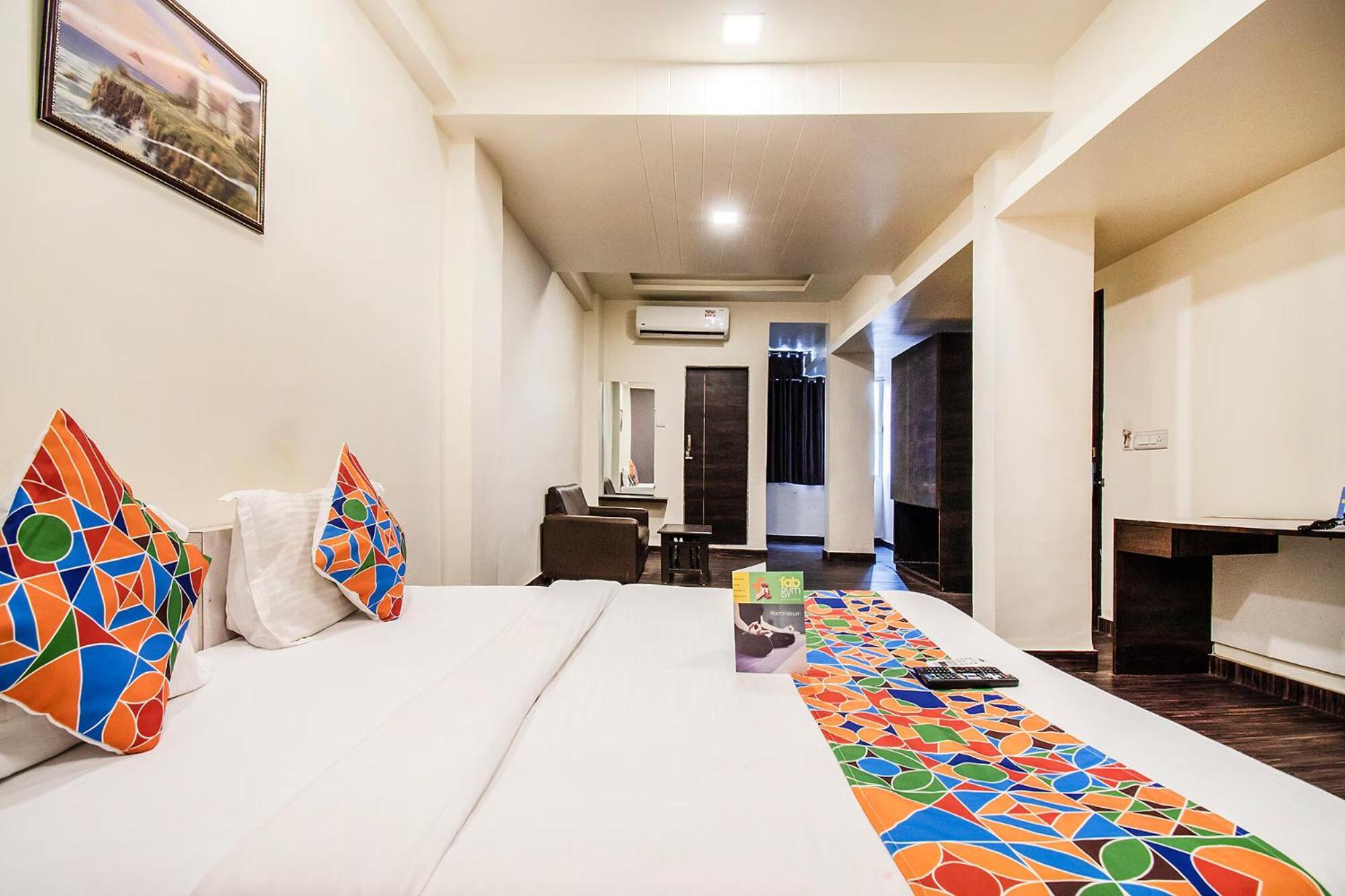 Fabhotel Maher Inn Ahmedabad Esterno foto
